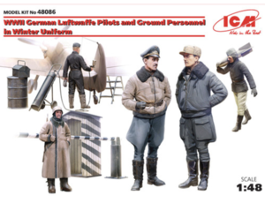 (ICM48086) 1/48 WWII German Luftwaffe Pilots and Ground Personnel in Winter Uniform