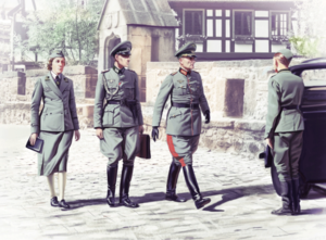 (ICM35611) 1/35 WWII German Staff Personnel