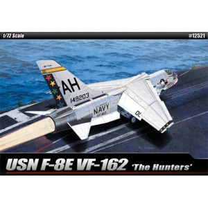 (ACA12521) 아카데미 1/72 USN F-8E VF-162 헌터스