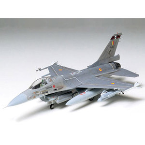 (60701) 타미야 1/72 WB F-16 파이팅 팔콘